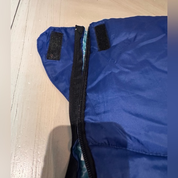 OZARK Trail Youth Camp Sleeping Bag – Blue and Teal (Excellent Condition) - Picture 8 of 16